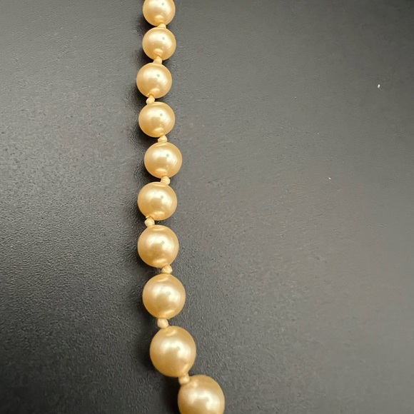 Napier Cream Glass Pearl Bead Necklace - Picture 2 of 4